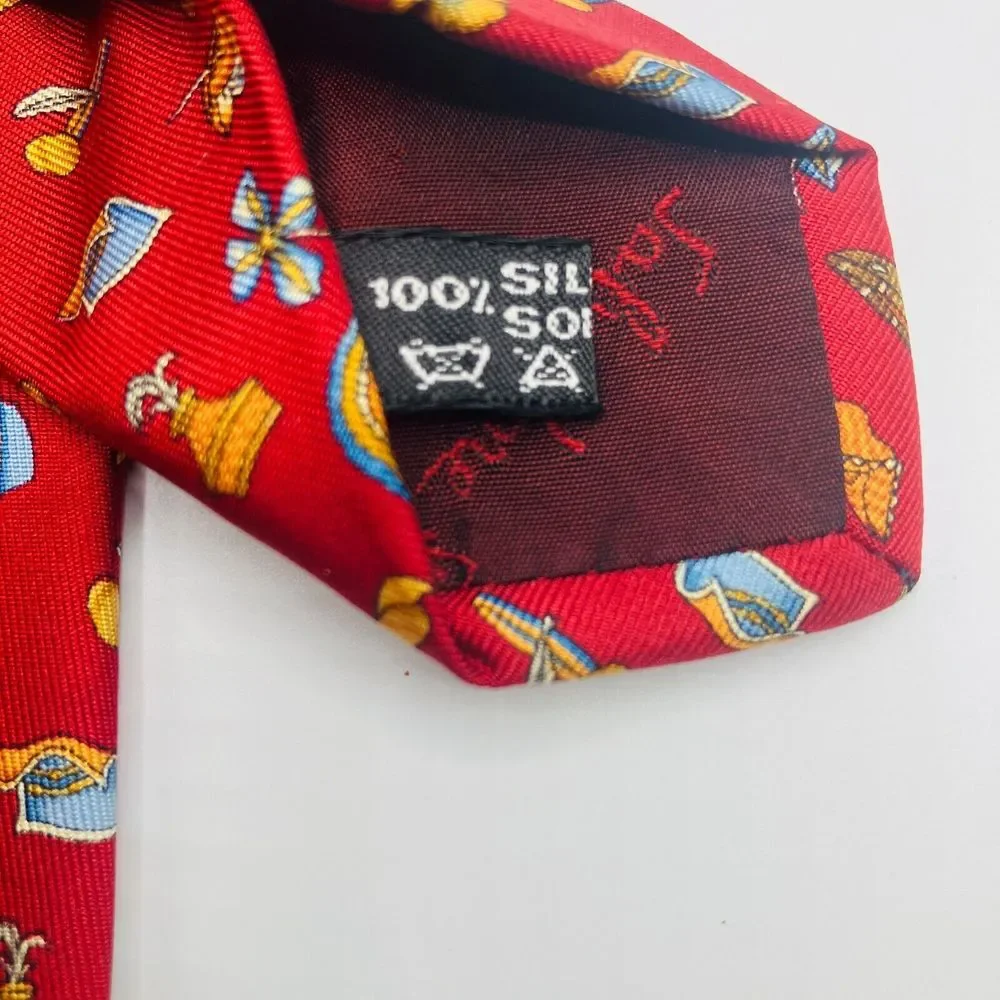 Salvatore Ferragamo‎ Red Headwear/Flower Silk Tie Made In Italy